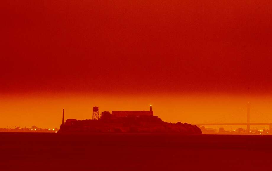 Thick Wildfire Smoke Blocks Sun Turns Bay Area Sky Orange Sfgate 7386