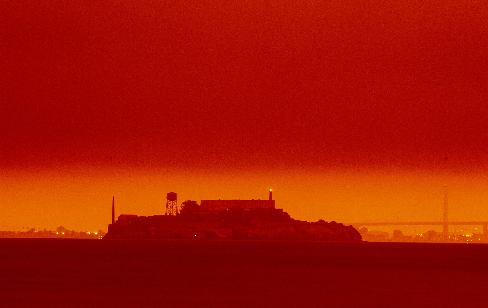 San Francisco Giants to host Mariners despite ominous orange skies in Bay  Area 