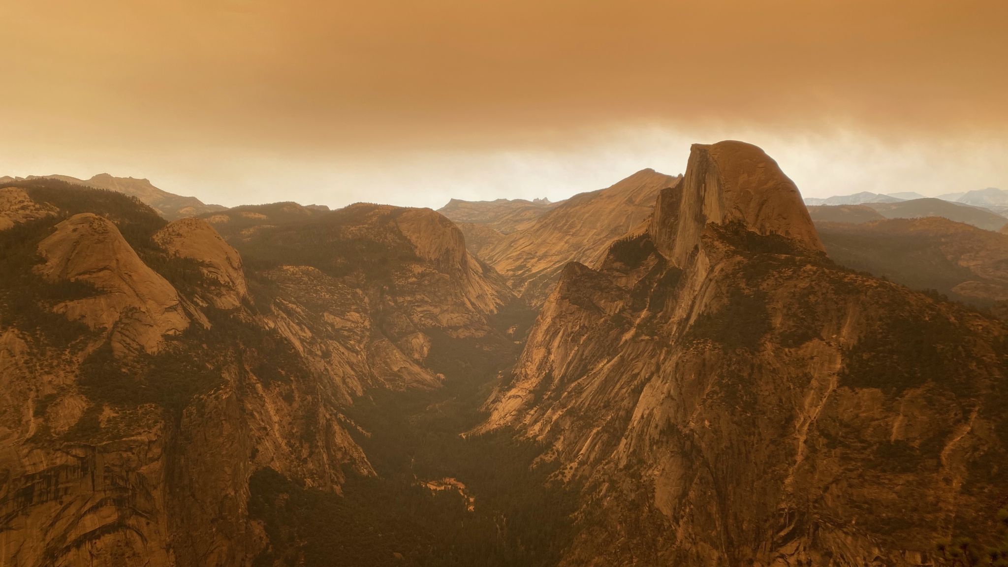 Cancellations soar as Yosemite's air quality turns 'hazardous'