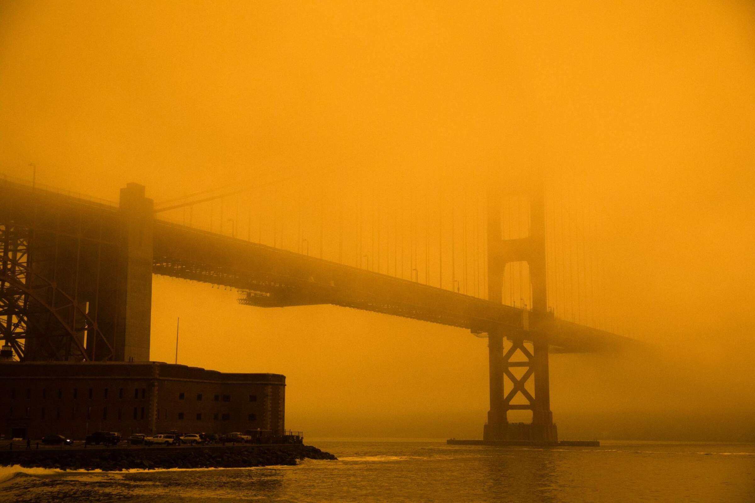 Thick Wildfire Smoke Blocks Sun Turns Bay Area Sky Orange 7616