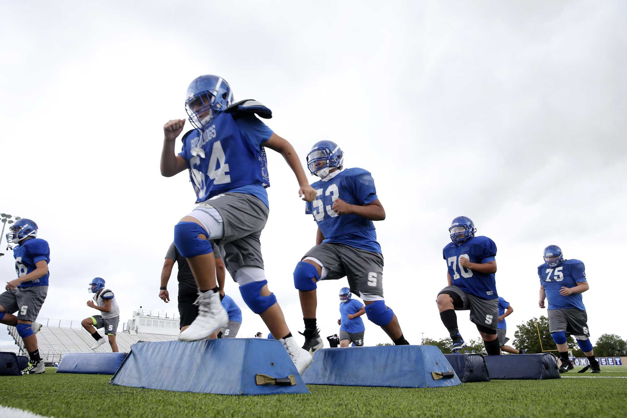 Legendary San Antonio-area high school football coach Sonny Detmer, 76, has  died