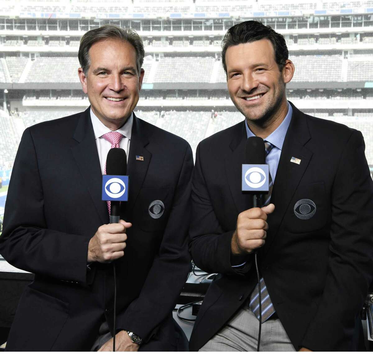 cbs nfl play by play announcers