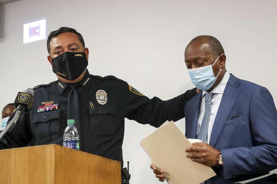 Video Nicolas Chavez fatal shooting by Houston police on April 21