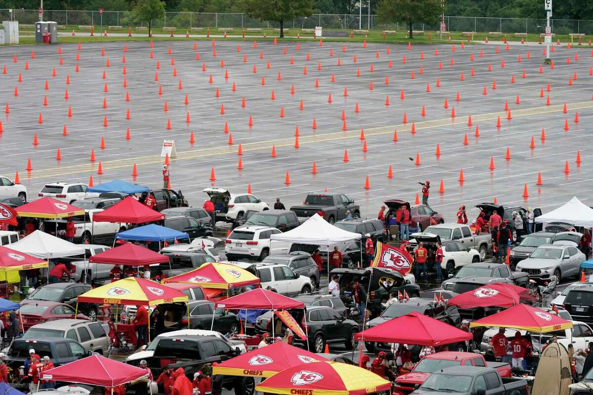 What Tailgating Looked Like At Texans-Chiefs Opener