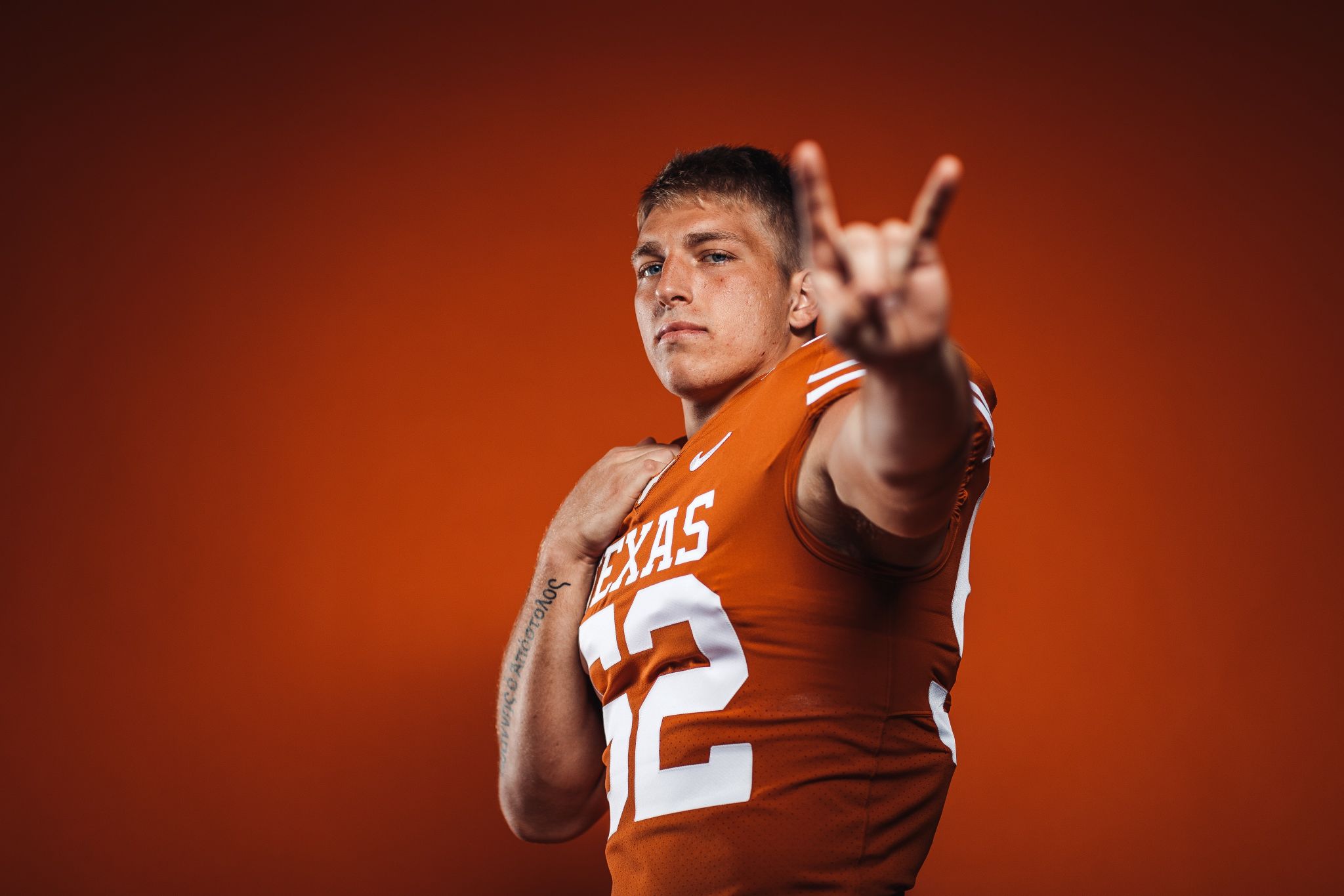 'Stay strong' How Houston's Jett Bush went from walkon to scholarship