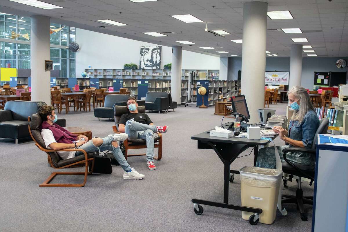 Klein ISD students, teachers adjust to return during pandemic