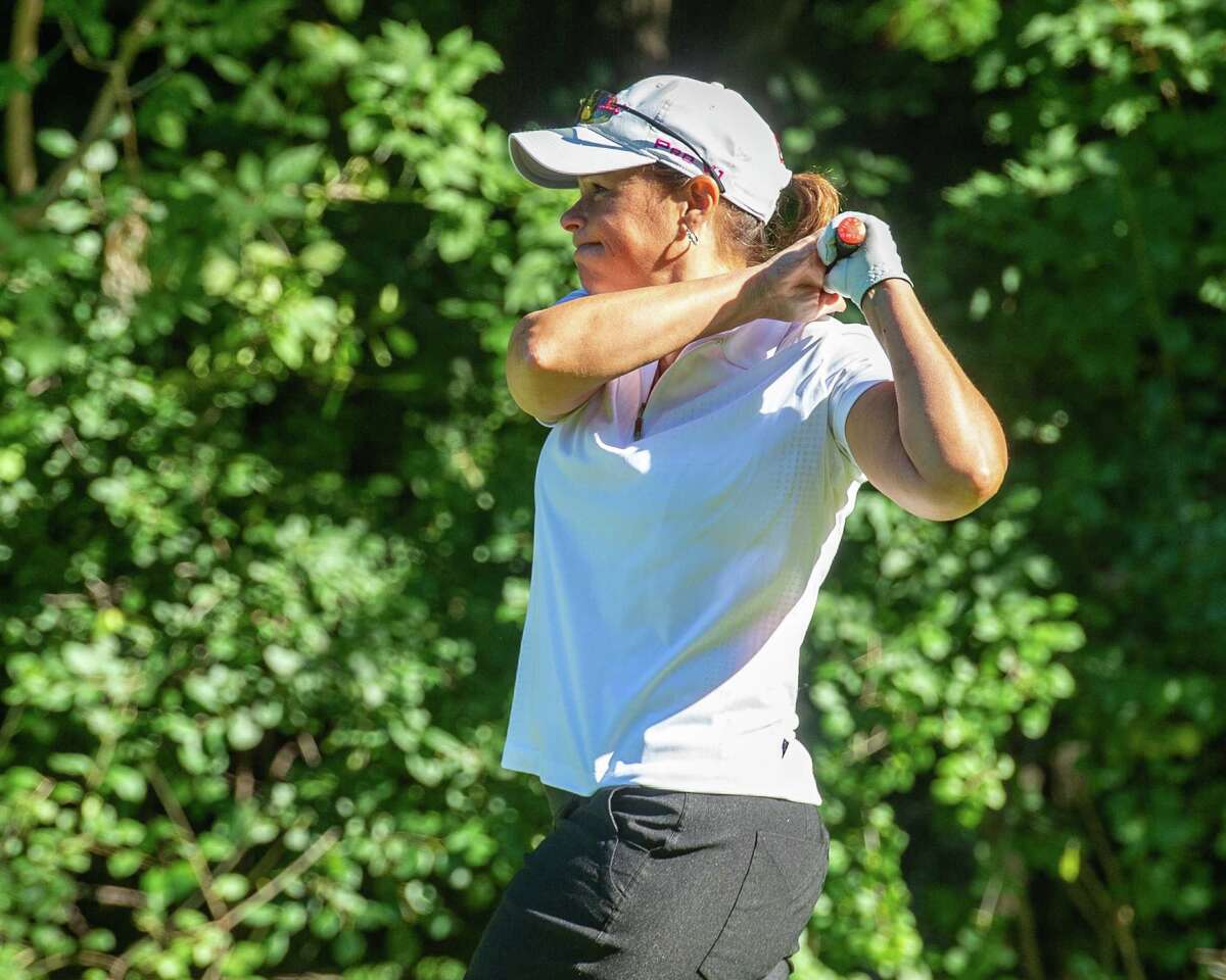 Pat Mayne cruises to Schenectady women's golf title