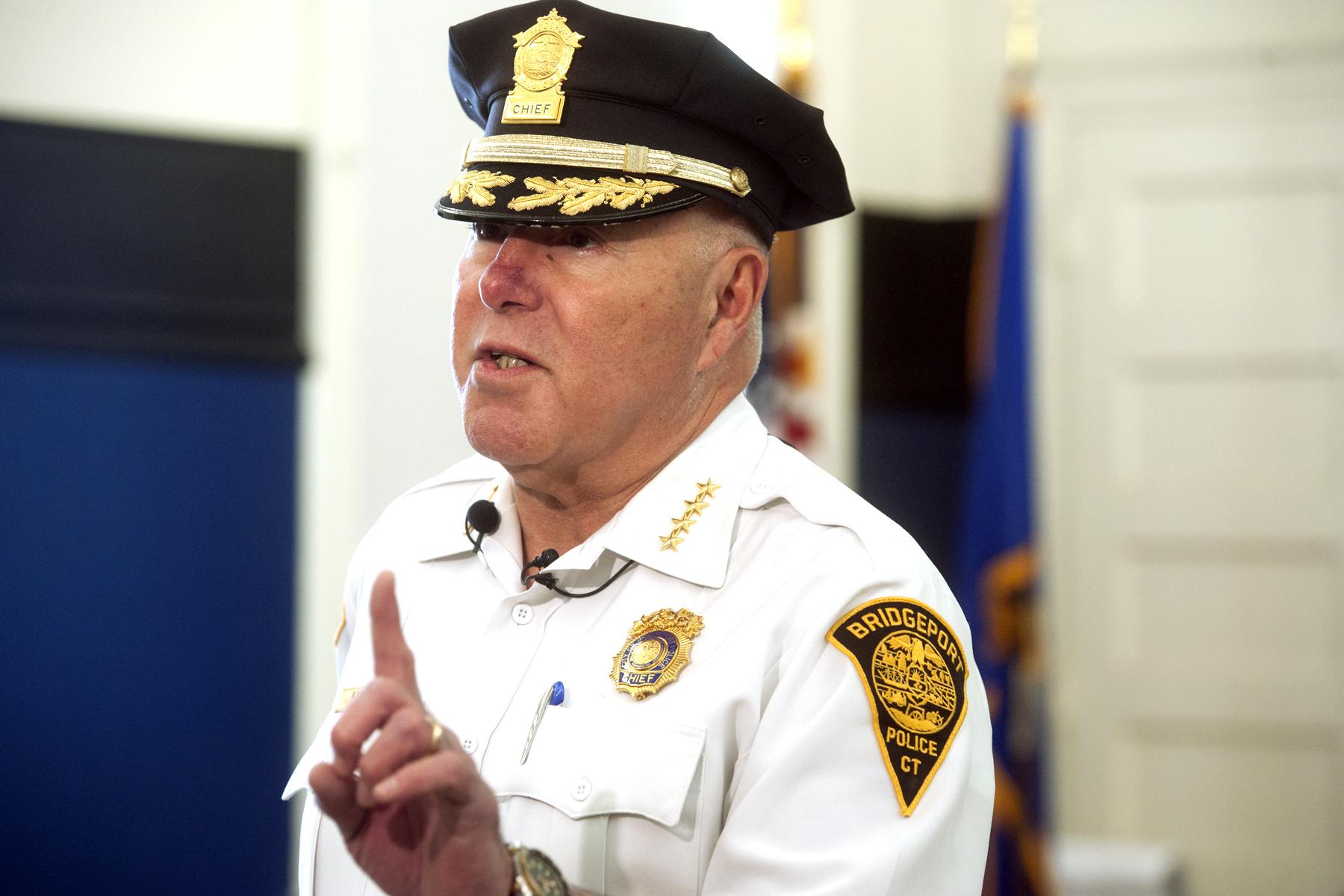 Federal complaint details how two Bridgeport officers allegedly helped