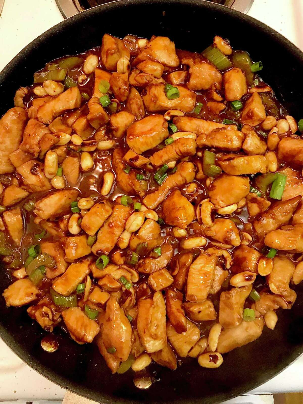 Chicken and peanuts in a sticky hoisin sauce.