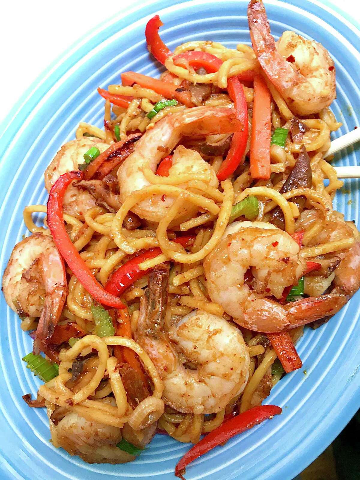 Stir fried noodles with shrimp.