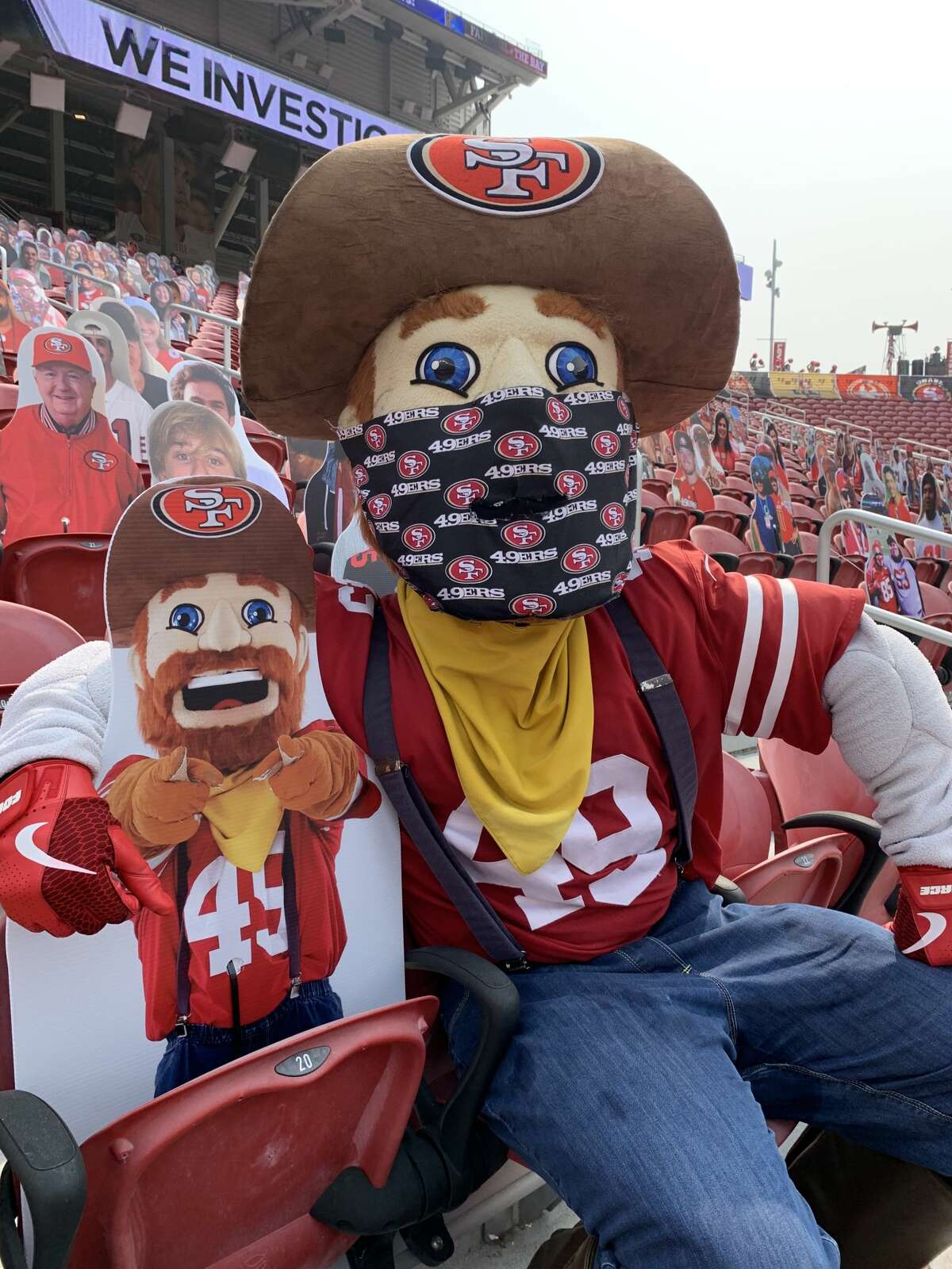 49ers-mascot-sourdough-sam-tells-all-about-performing-at-levi-s-stadium