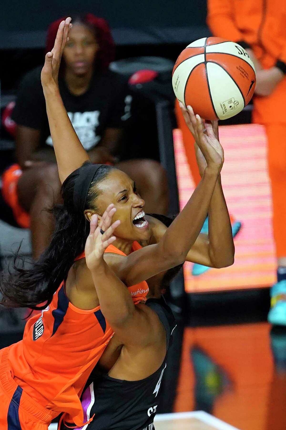 Jeff Jacobs: With DeWanna Bonner leading, CT Sun march into WNBA ...