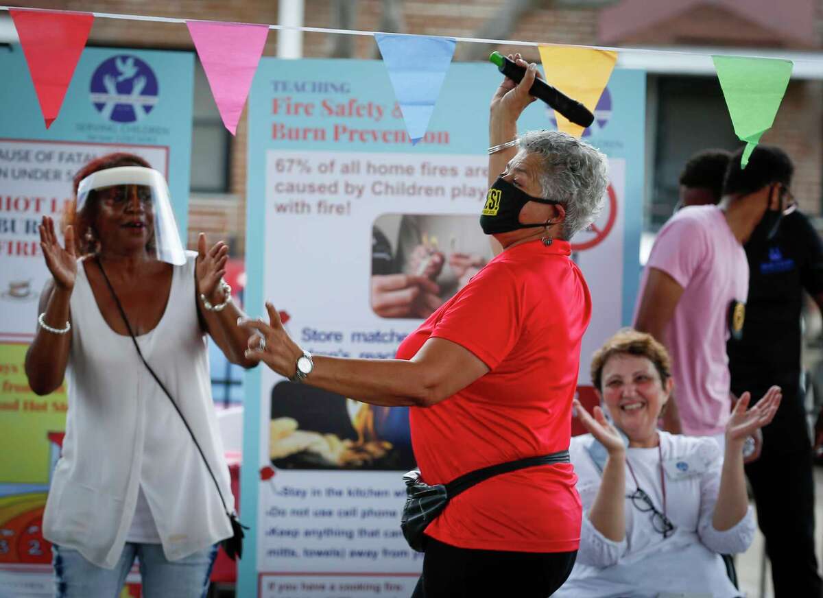 Class reunion description picture