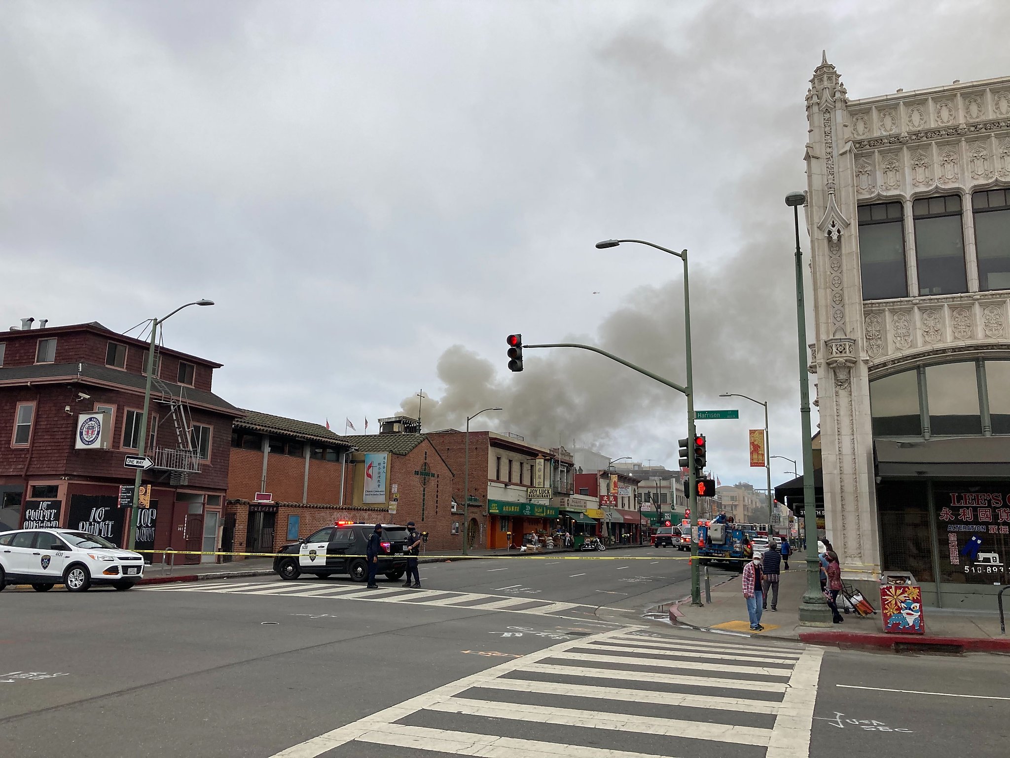 Not A Normal Fire 5 Alarm Blaze In Oakland Scorches Chinatown Building