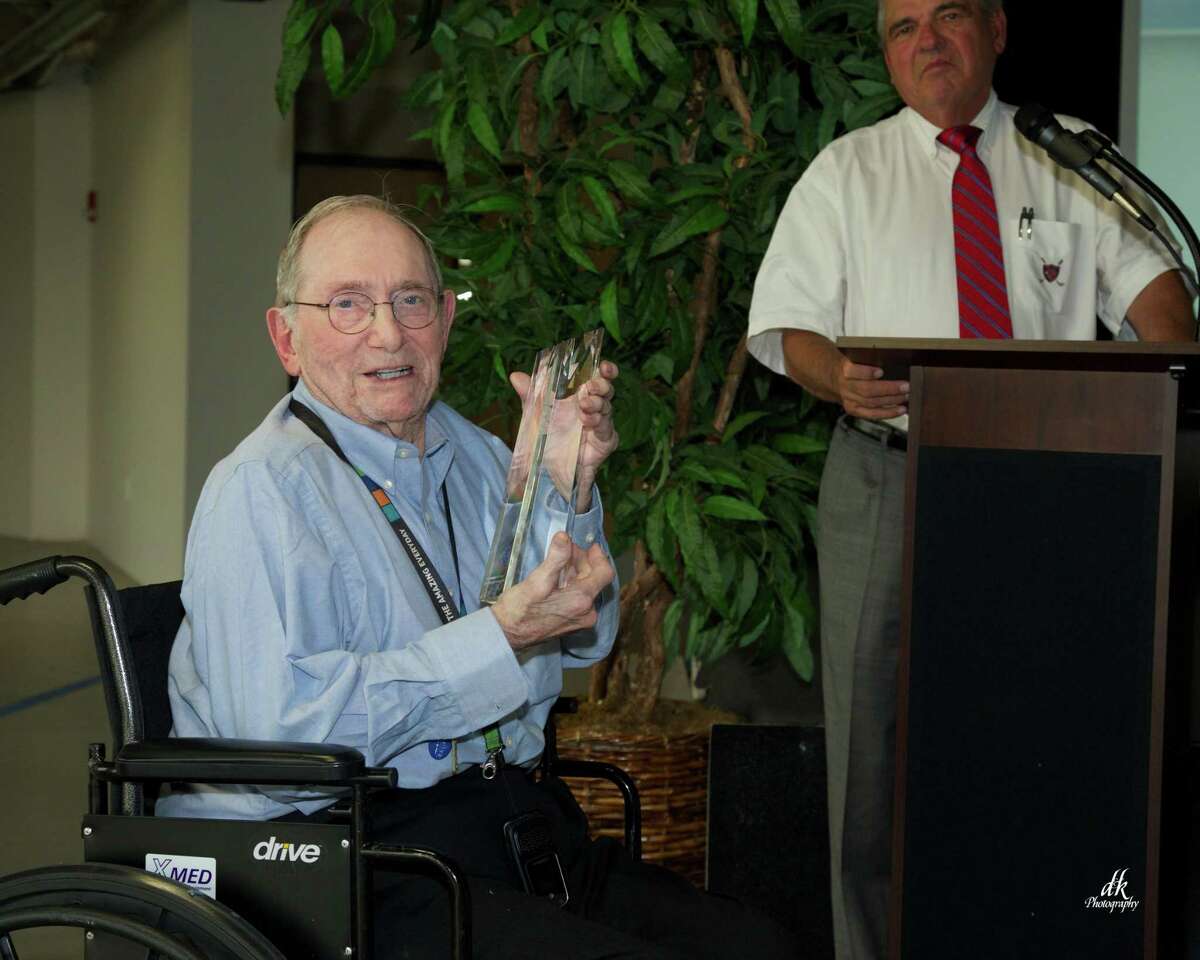 Tomball Regional Medical Center presented the hospitalâ??s first chief of staff, Dr. Norman Graham, with the inaugural 2015 Lifetime Achievement Award at its quarterly physician meeting last week.