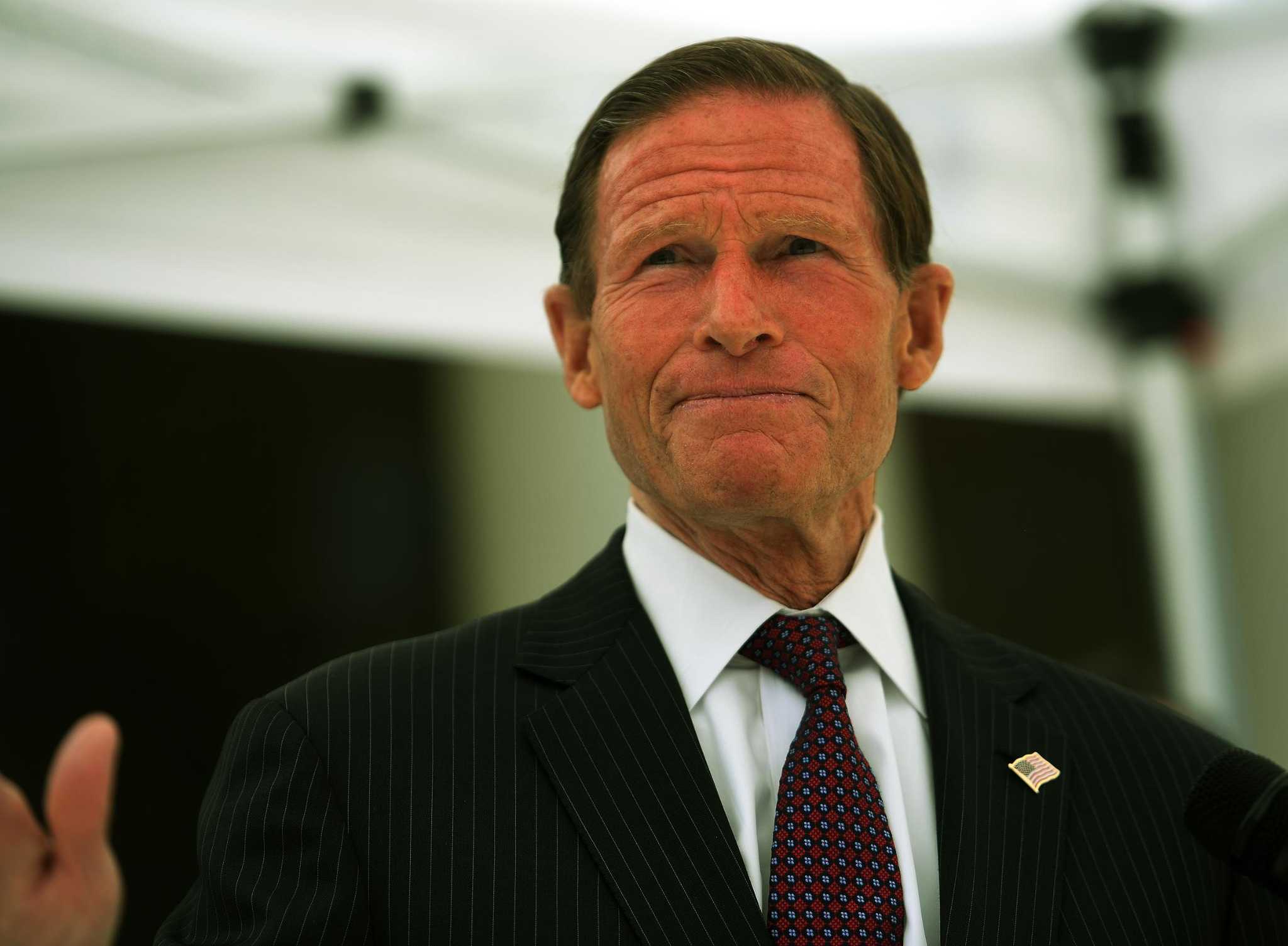 Blumenthal promises to 'fight like hell' against Trump SCOTUS nominee before election