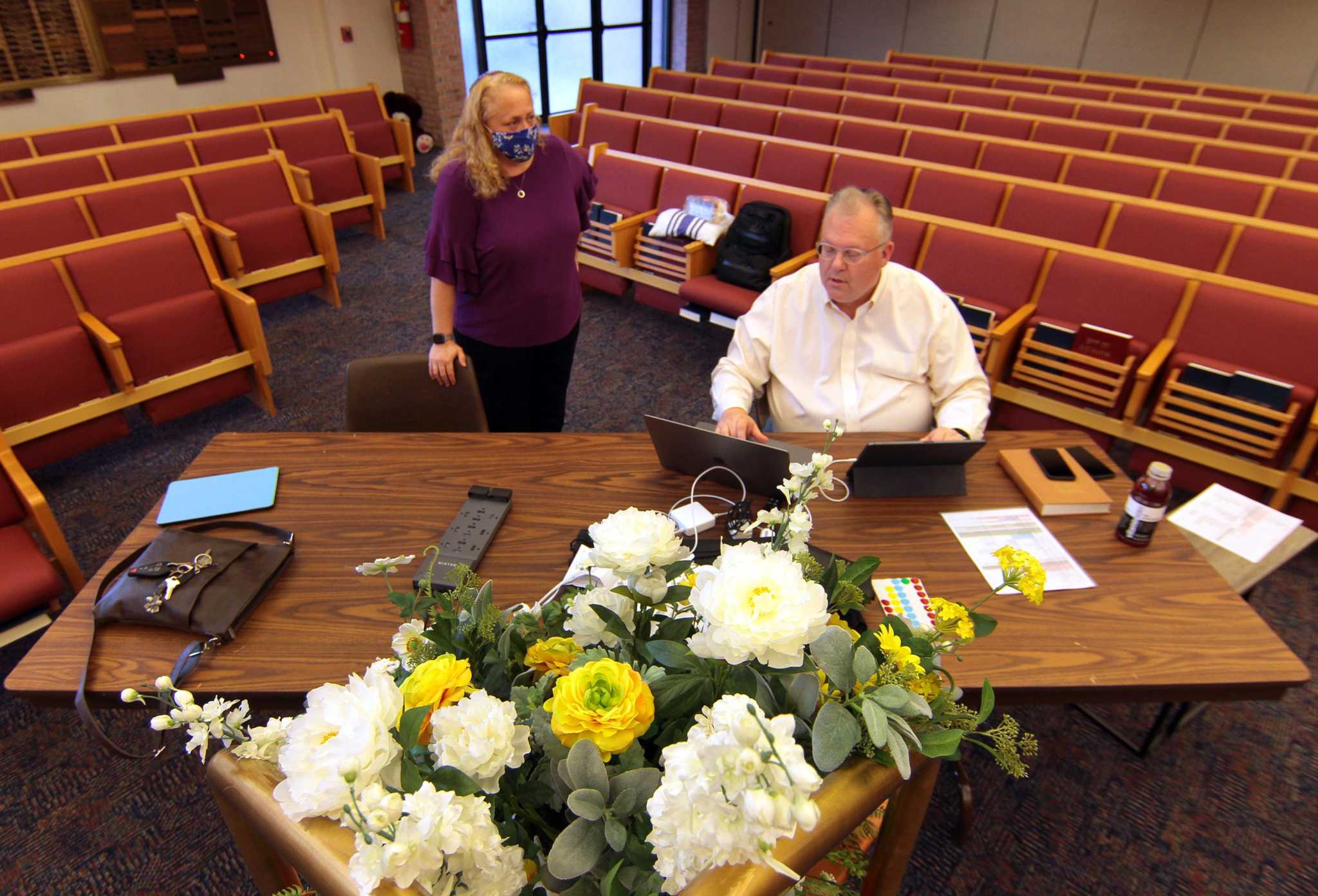 Create a sacred place Jewish congregations prepare to mark High