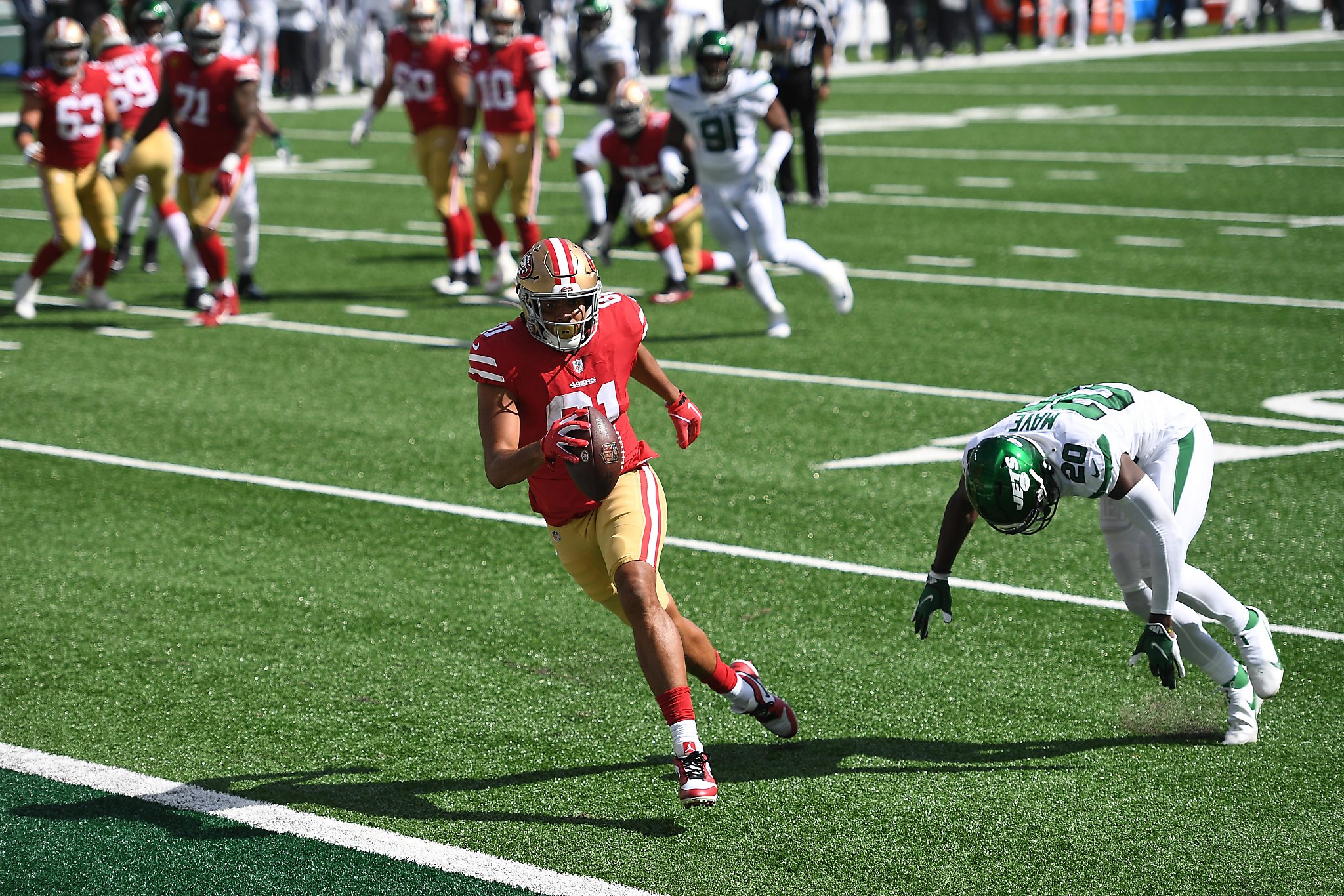 49ers concerned with MetLife Stadium turf after Bosa, Thomas hurt