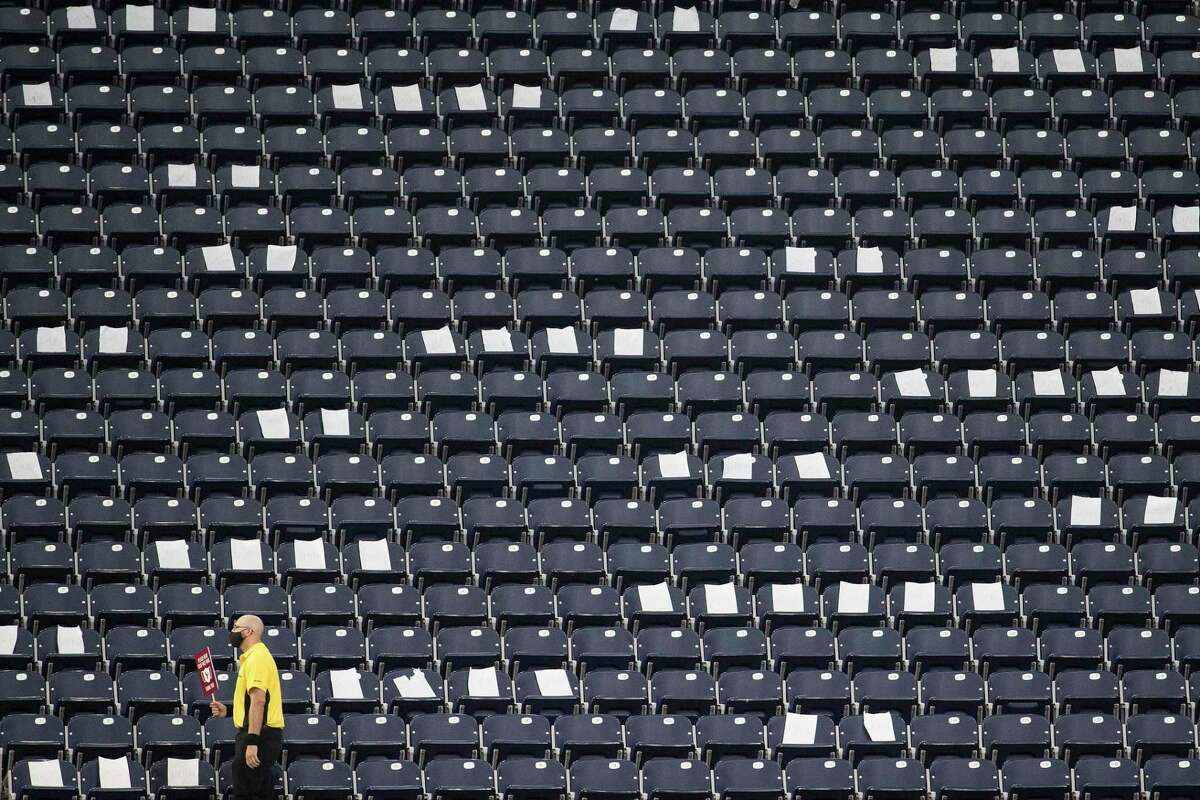 Texans to host up to 13,300 fans Sunday at NRG Stadium