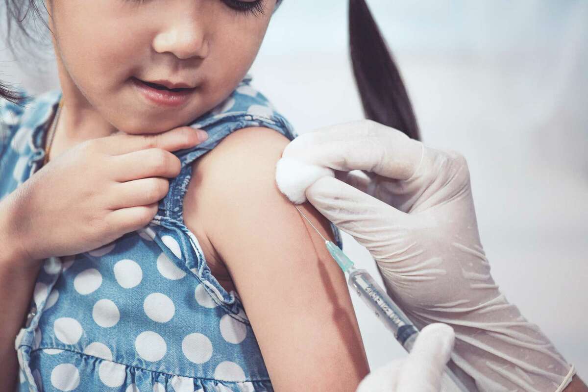 Wilton Health Department and Visiting Nurse and Hospice of Fairfield County will offer a drive-thru flu vaccination clinic Oct. 10-11.