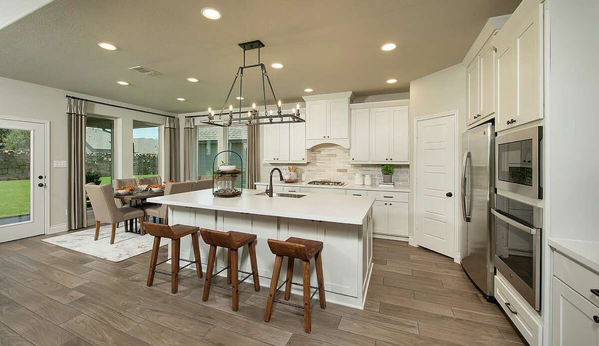 Kallison Ranch Expands with New Builds by Perry Homes