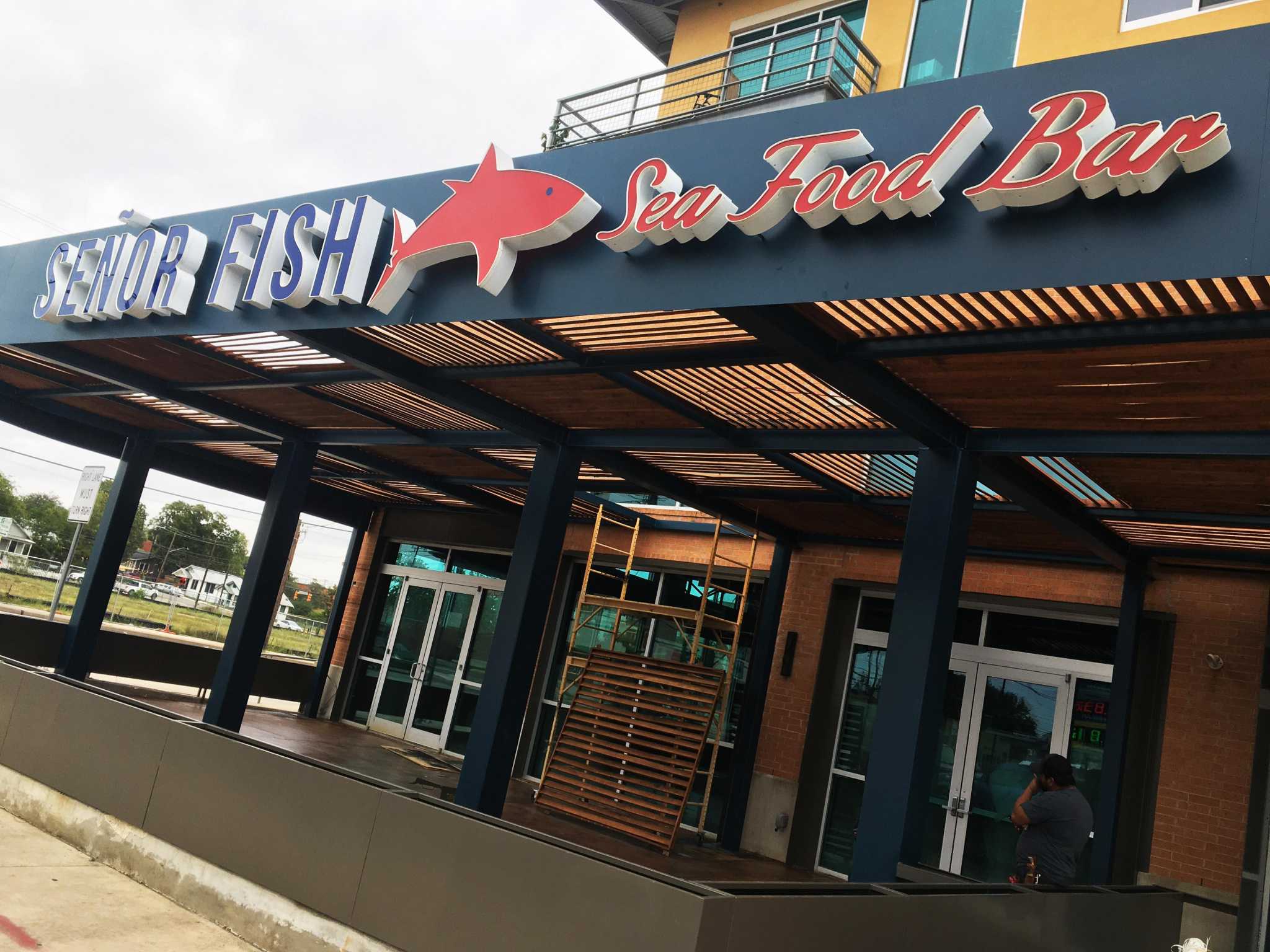 Señor Fish Seafood Bar restaurant to open in old Tacos and Tequila by Pearl