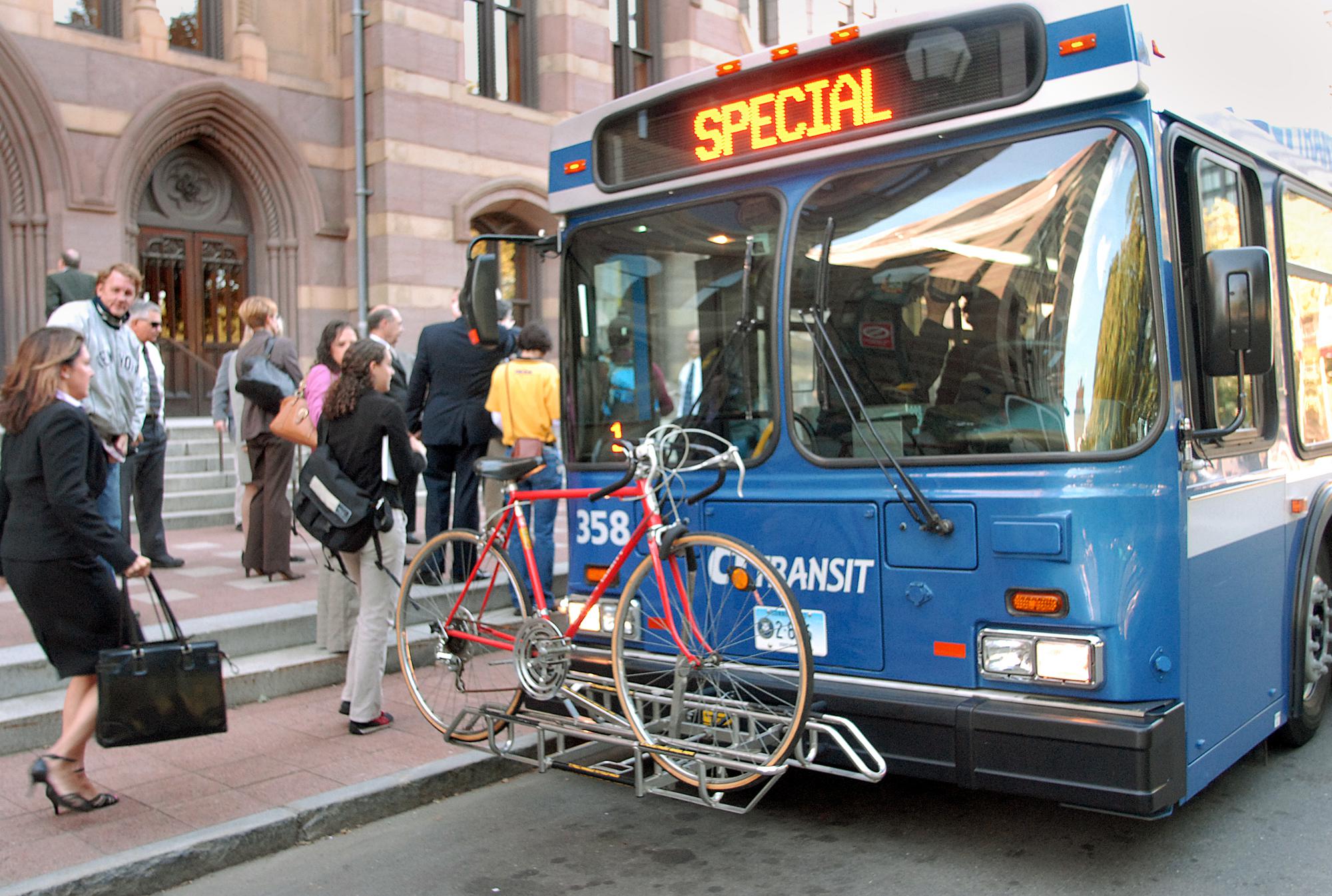 CT Transit buses to resume fare enforcement, frontdoor boarding