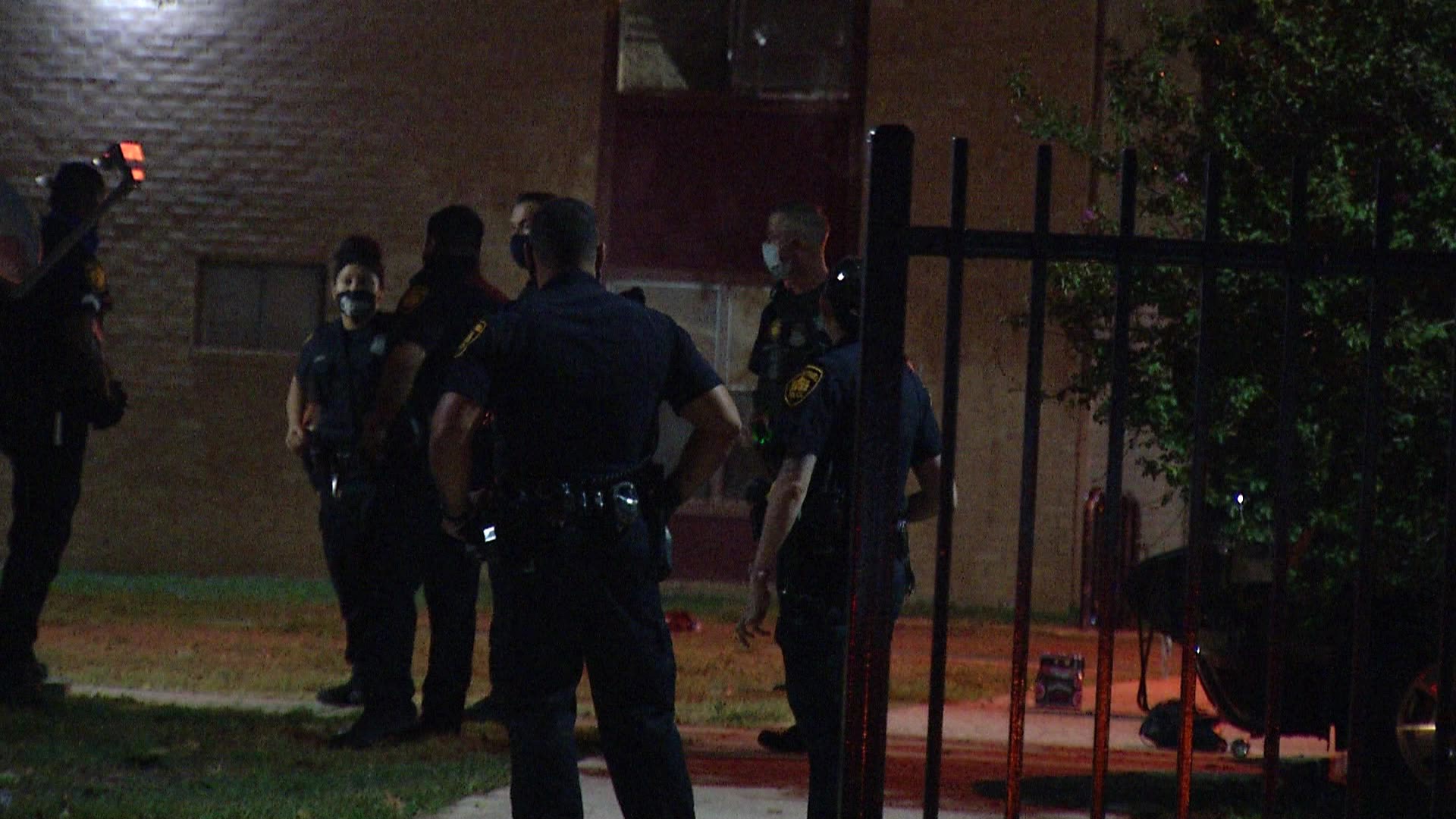 Man shot and killed by San Antonio police at West Side apartment complex