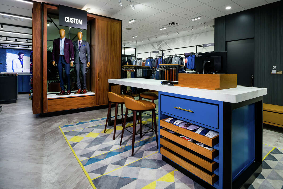 Men's Wearhouse unveils 'Next Gen' store incorporating digital shopping