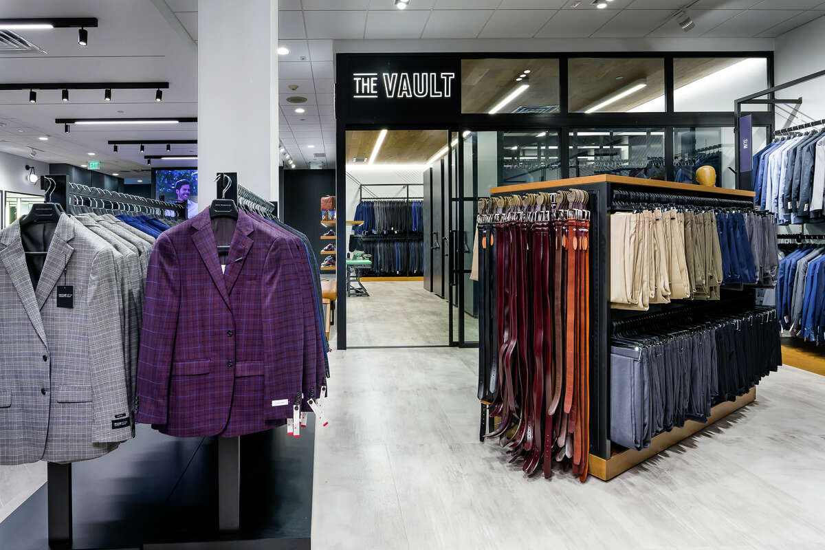 Men's Wearhouse unveils 'Next Gen' store incorporating digital shopping