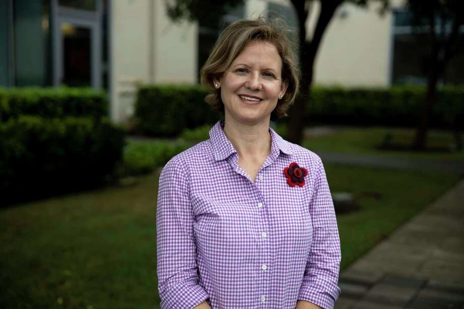 Tana Key poses for a portrait outside of Houston Methodist - The Woodlands, Wednesday, Sept. 23, 2020. Key is a breast cancer survivor and was the first person to have a ReSensation Procedure to reconstruct and innervate her breasts at the hospital. Photo: Gustavo Huerta, Houston Chronicle / Staff Photographer / 2020 © Houston Chronicle