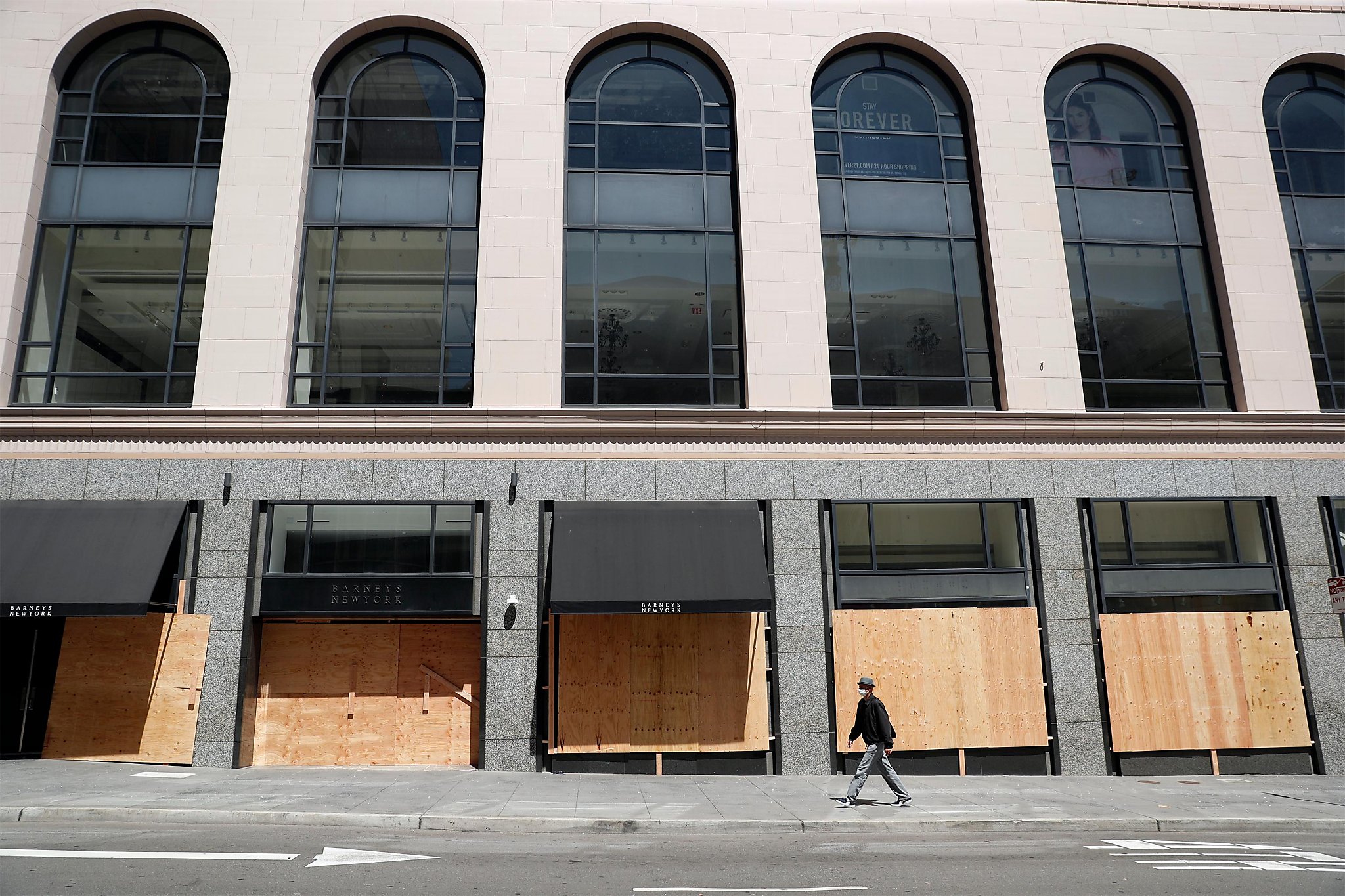 Newsom extends California commercial eviction moratorium through March 2021