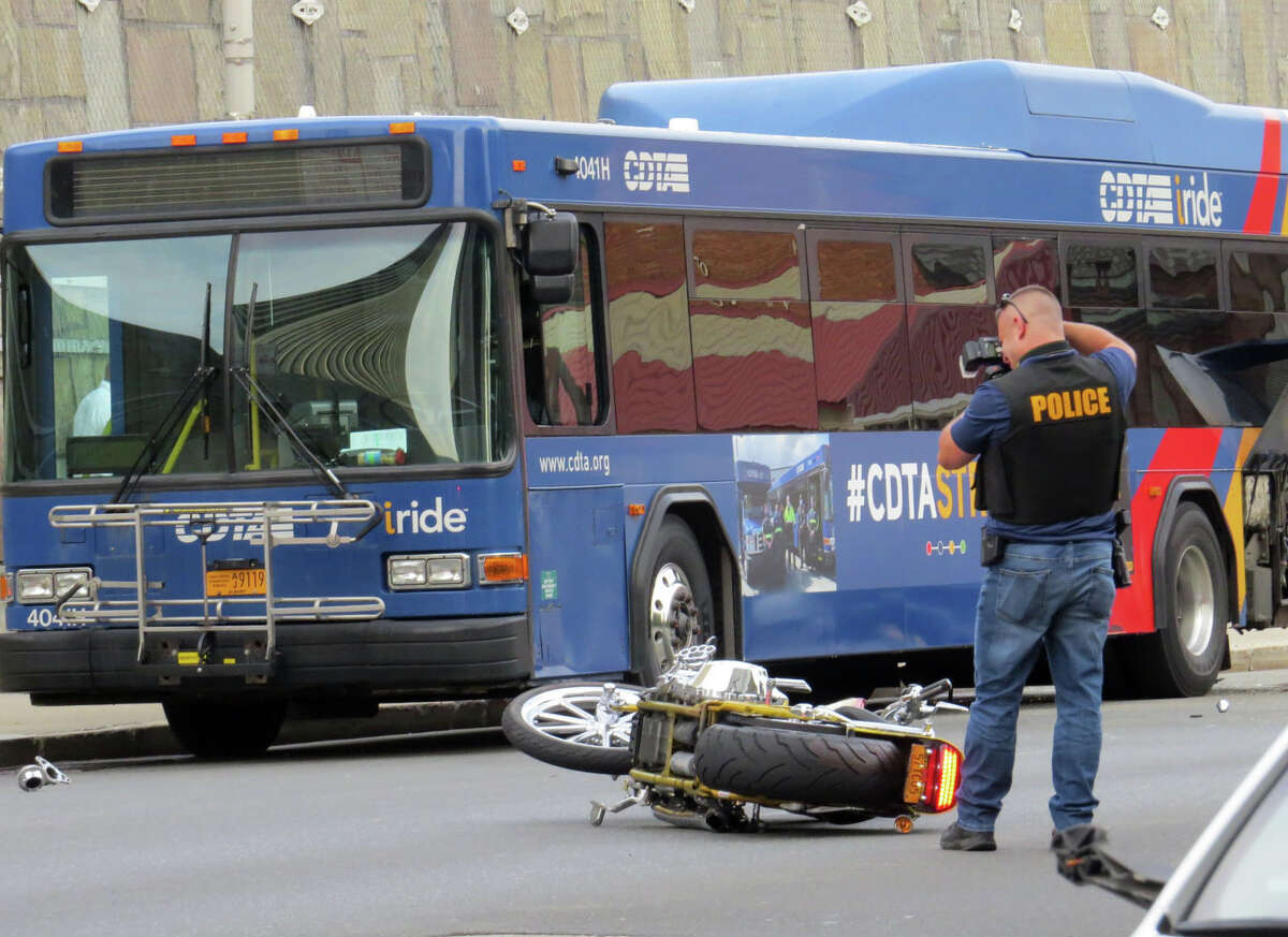 Police Motorcyclist dead in Albany crash