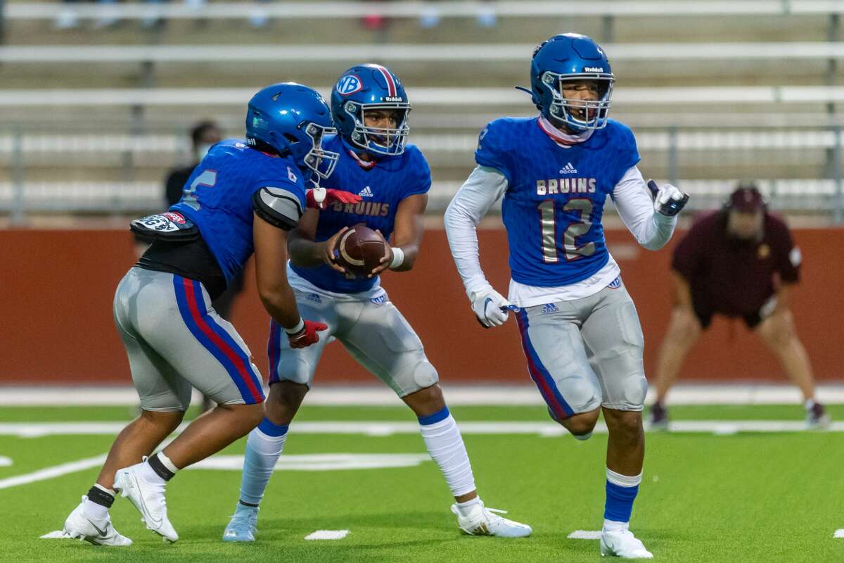 The Beaumont United Timberwolves and the West Brook Bruins squared off in the Alumni Bowl Scrimmage at BISD Memorial Stadium on Thursday night. Photo made on September 24, 2020. Fran Ruchalski/The Enterprise