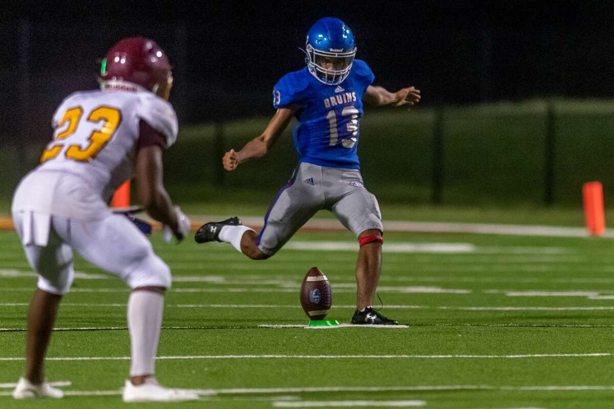 The Beaumont United Timberwolves and the West Brook Bruins squared off in the Alumni Bowl Scrimmage at BISD Memorial Stadium on Thursday night. Photo made on September 24, 2020. Fran Ruchalski/The Enterprise