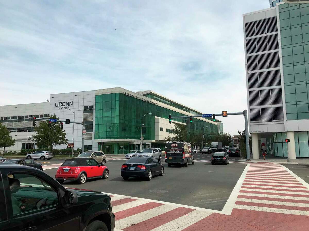 Stamford’s NY transplants get schooled on CT car taxes