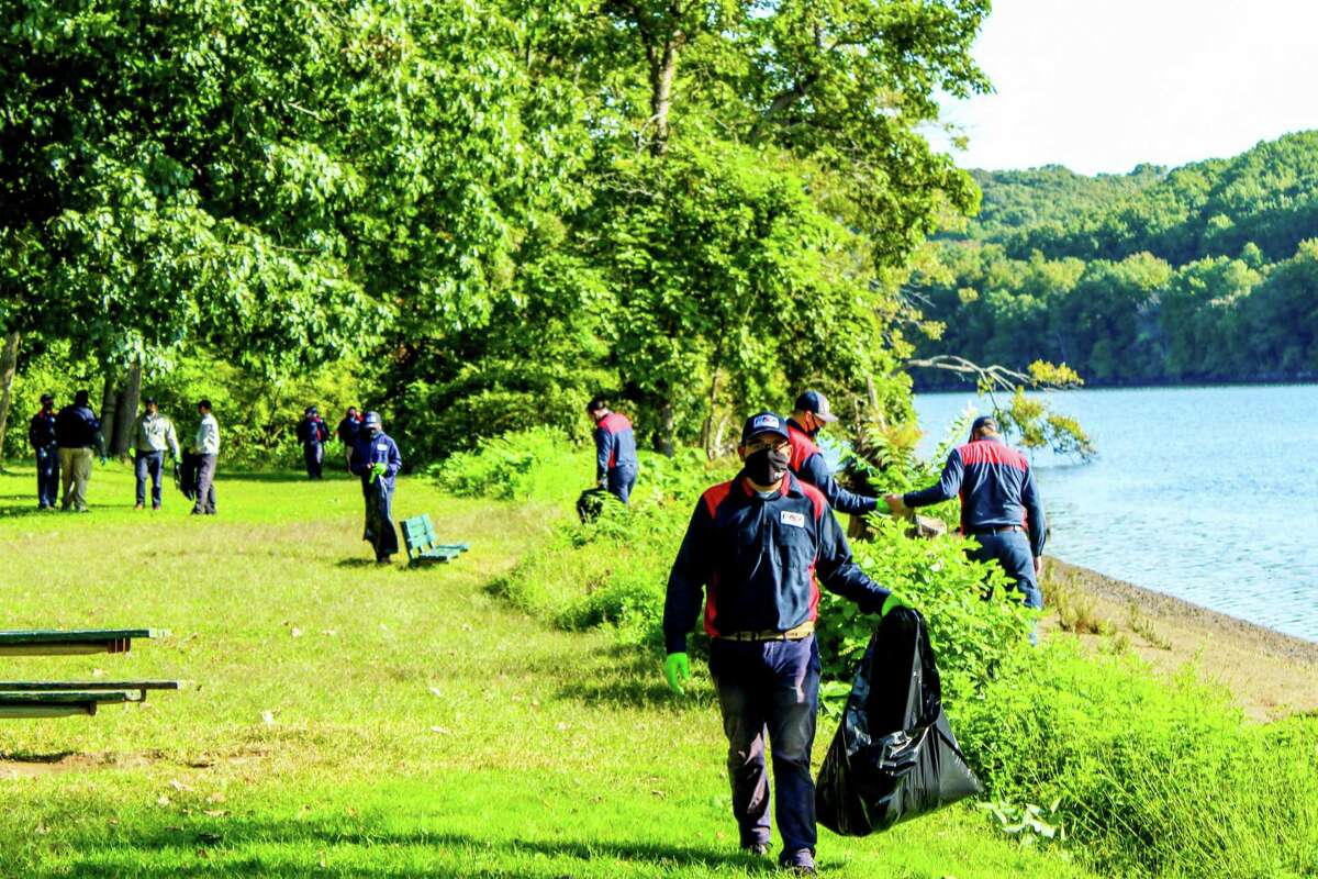 Some 50 Fox Pest Control Pest pro technicians visited Shelton Sept. 23, picking up litter from Southbank Park and the Sunnyside Boat Ramp as part of the company’s annual service project.