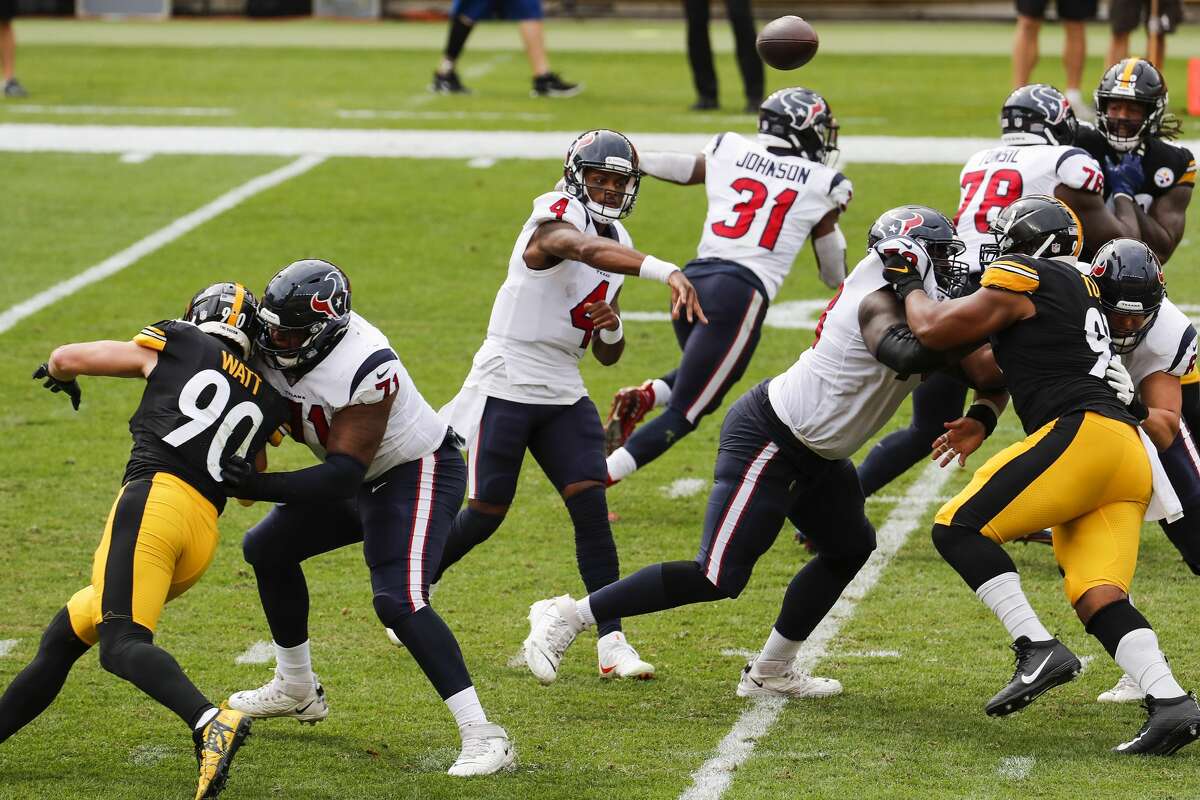 Houston Texans quarterback Deshaun Watson (4) makes a throw against the Pittsburgh Steelers during the first half of an NFL football game at Heinz Field on Sunday, Sept. 27, 2020