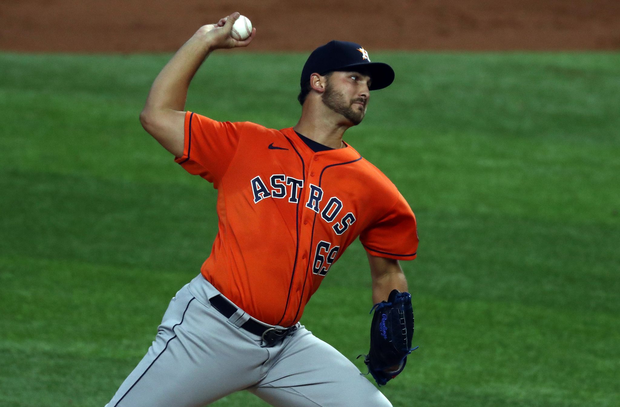 Astros call up Luis Garcia, option Chase De Jong