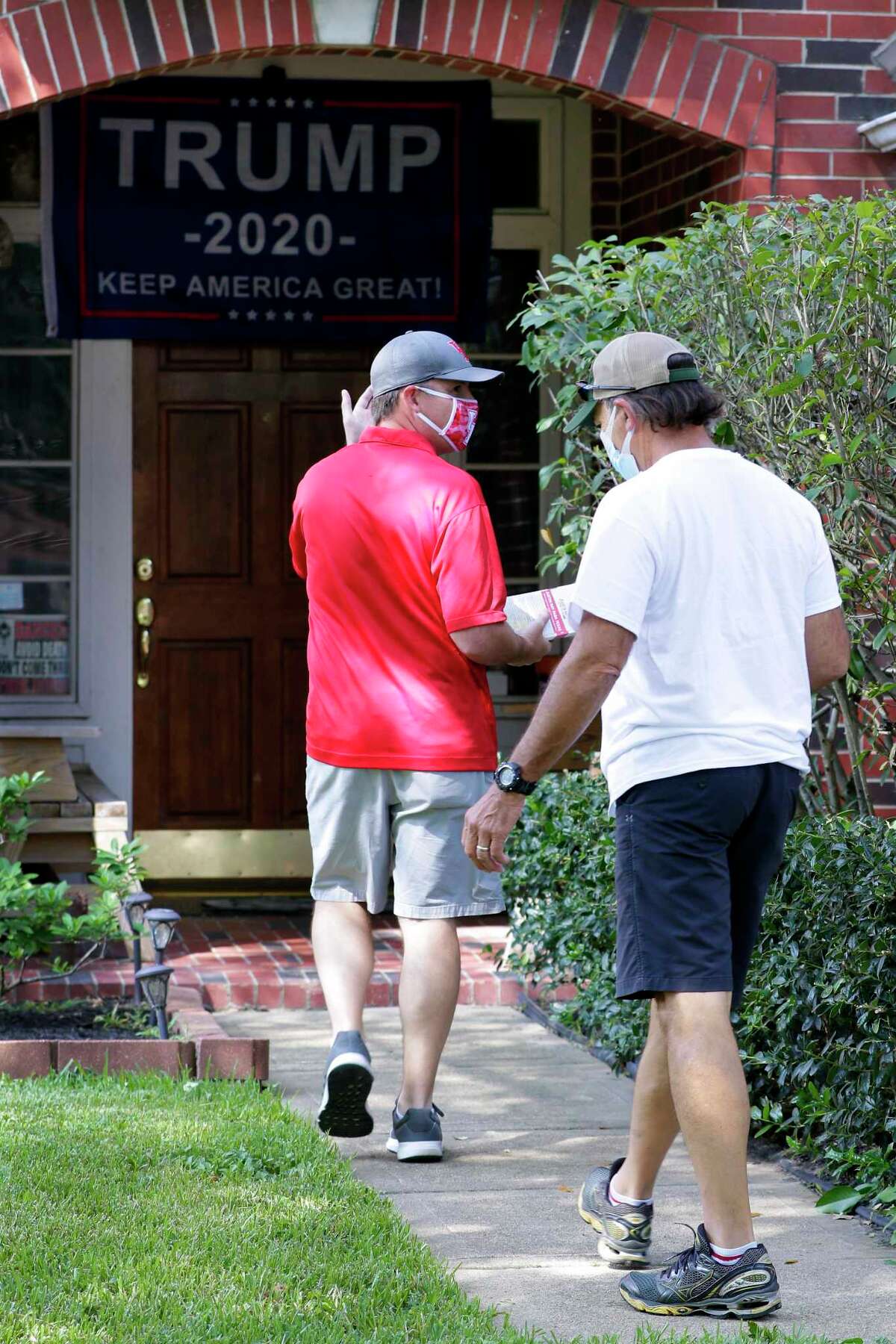 This group is trying to woo Latinos to the Texas GOP. Democrats are