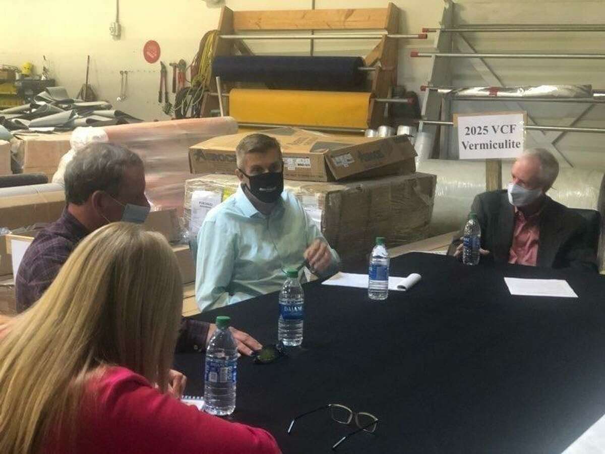 On Friday, Sept. 25, Senator Maroney and Lt. Governor Susan Bysiewicz met with Brian Bannon, owner and founder of ThermaXX Jackets; Jamie Scott, executive director of Manufacture CT; David Tuttle, director of the Platt Manufacturing Program; and State Rep. Dorinda Borer to discuss ways to improve the school-to-work pipeline, the manufacturing job opportunities currently available, the ways companies have stepped up to help during the coronavirus pandemic, and workforce development.