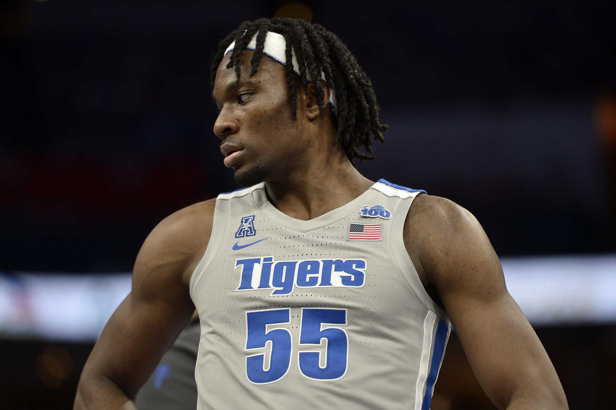 Former Memphis star Precious Achiuwa likes Spurs’ up-tempo, young core Former Memphis star Precious Achiuwa likes Spurs’ up-tempo, young core