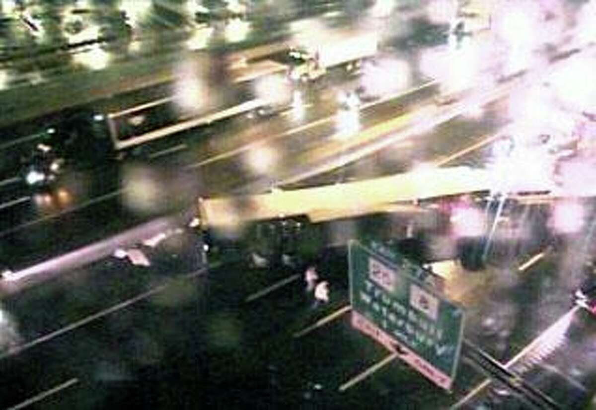 A traffic camera screenshot of I-95 south in Bridgeport, Conn., on Wednesday, Sept. 30, 2020.