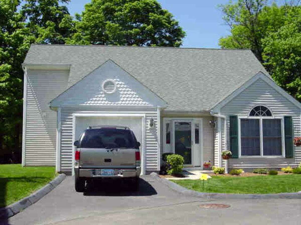 14 homes sell in Wilton, 3 over 1M