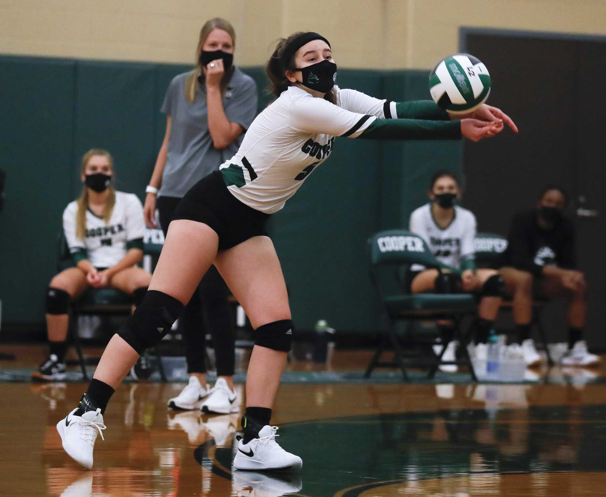 VOLLEYBALL: Cooper rallies in fifth set to beat Conroe