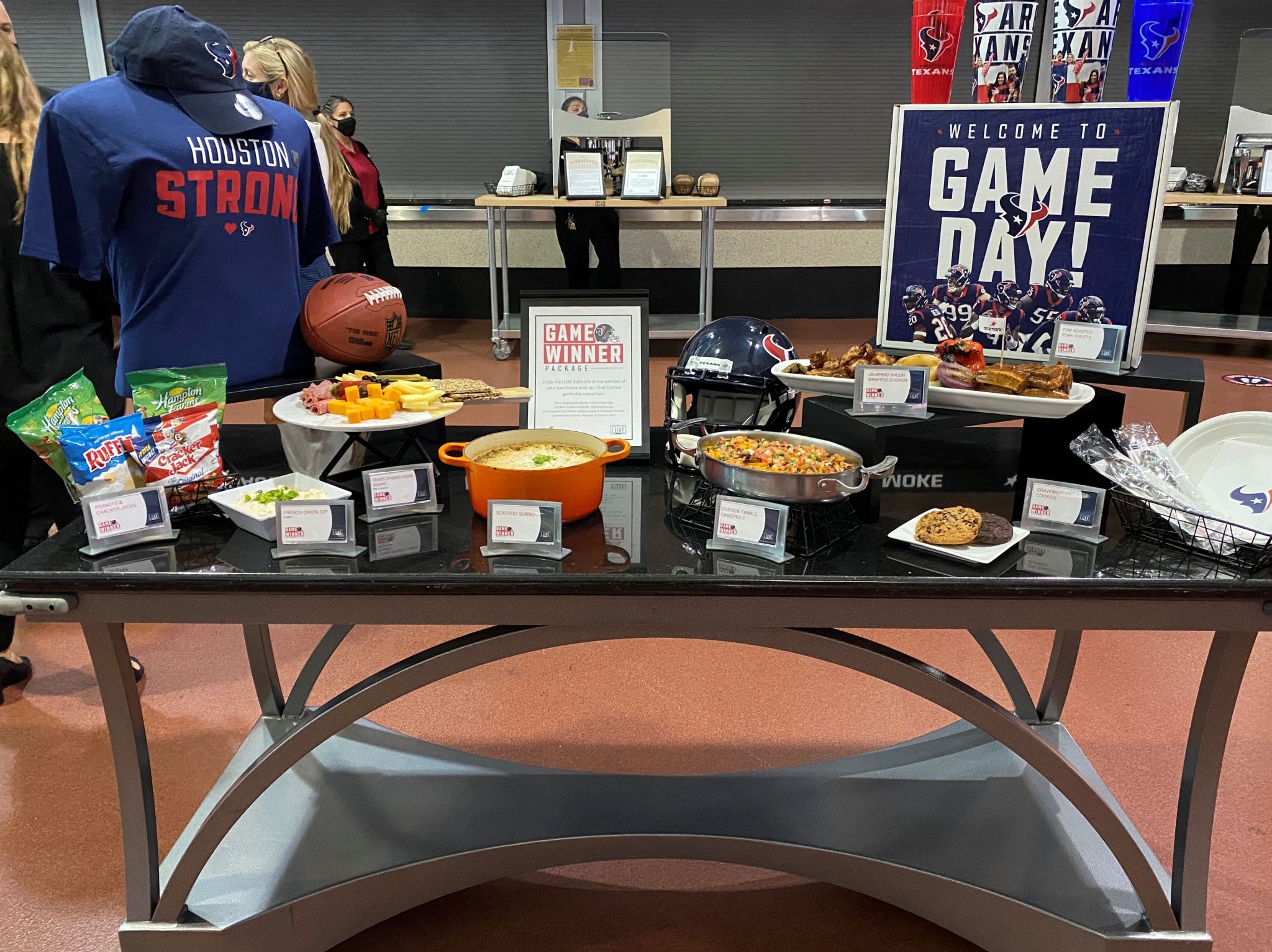 Chicken gumbo and riblets: New food at Texans games in 2020