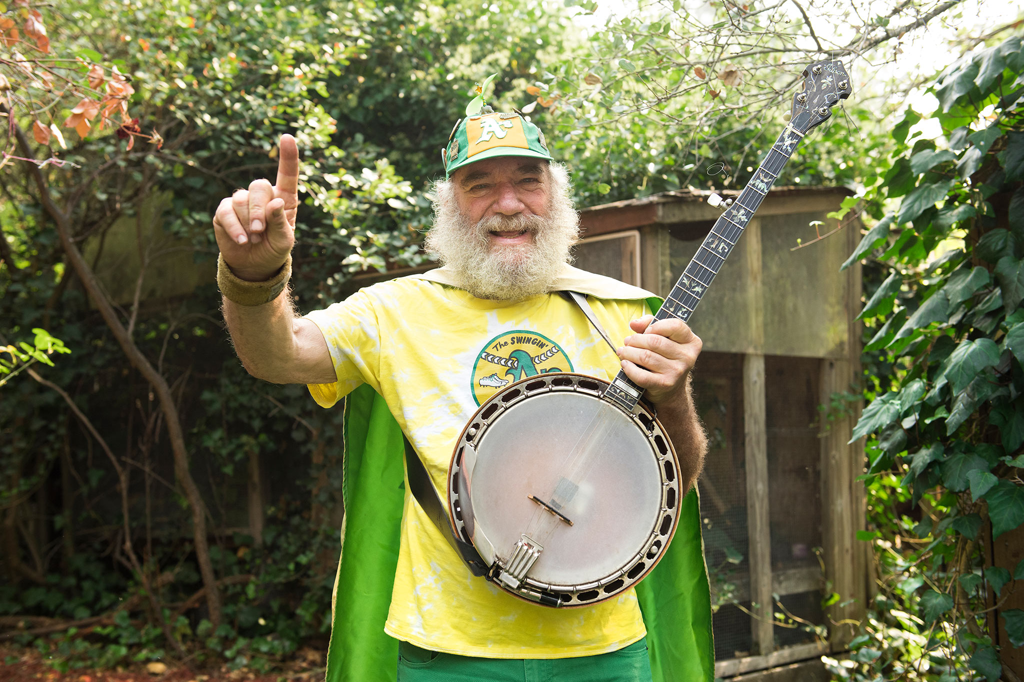 Ever wonder who iconic 49ers fan behind 'Banjo Man' persona is