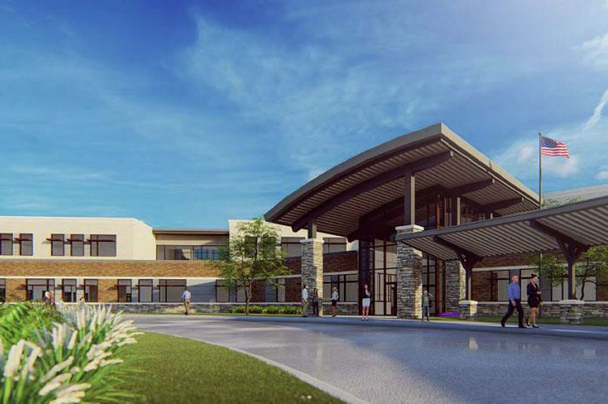 Principal at new Fall Creekarea elementary hopes to make school enjoyable