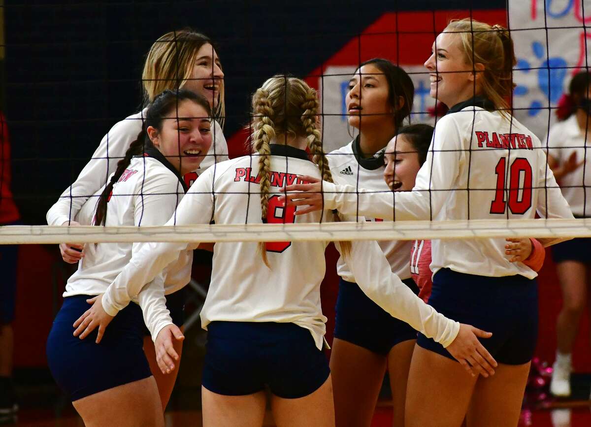 The Plainview volleyball team overcame a 2-1 deficit to defeat Amarillo Caprock in five sets in their District 3-5A high school volleyball game on Saturday, Oct. 3, 2020 in the Dog House at Plainview High School.