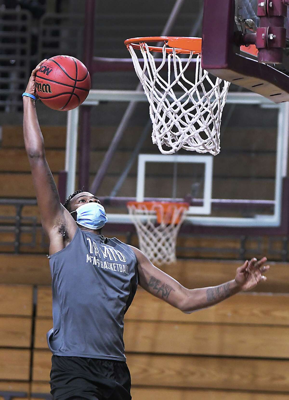 Texas A&M International’s Tre Thomas tries to emulate his play after the Nets’ Kevin Durant and Pelicans’ Brandon Ingram.